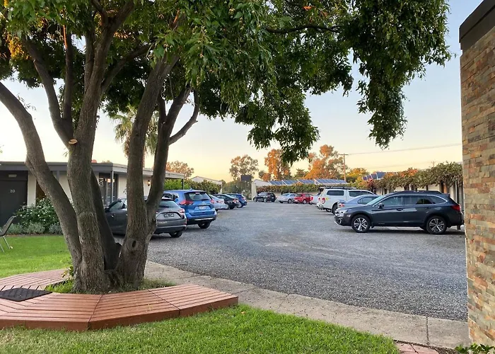 Cobram Colonial Motor Inn